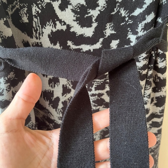 Calvin Klein Sz L Black Gray Sweater Knit Midi Shirt Dress Belted Short Sleeve - Picture 4 of 7